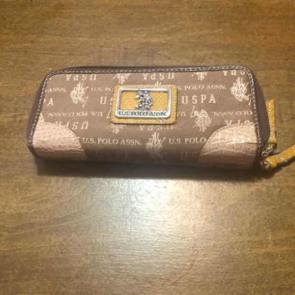USPA Polo Assn. wallet for women - Picture 1 of 5
